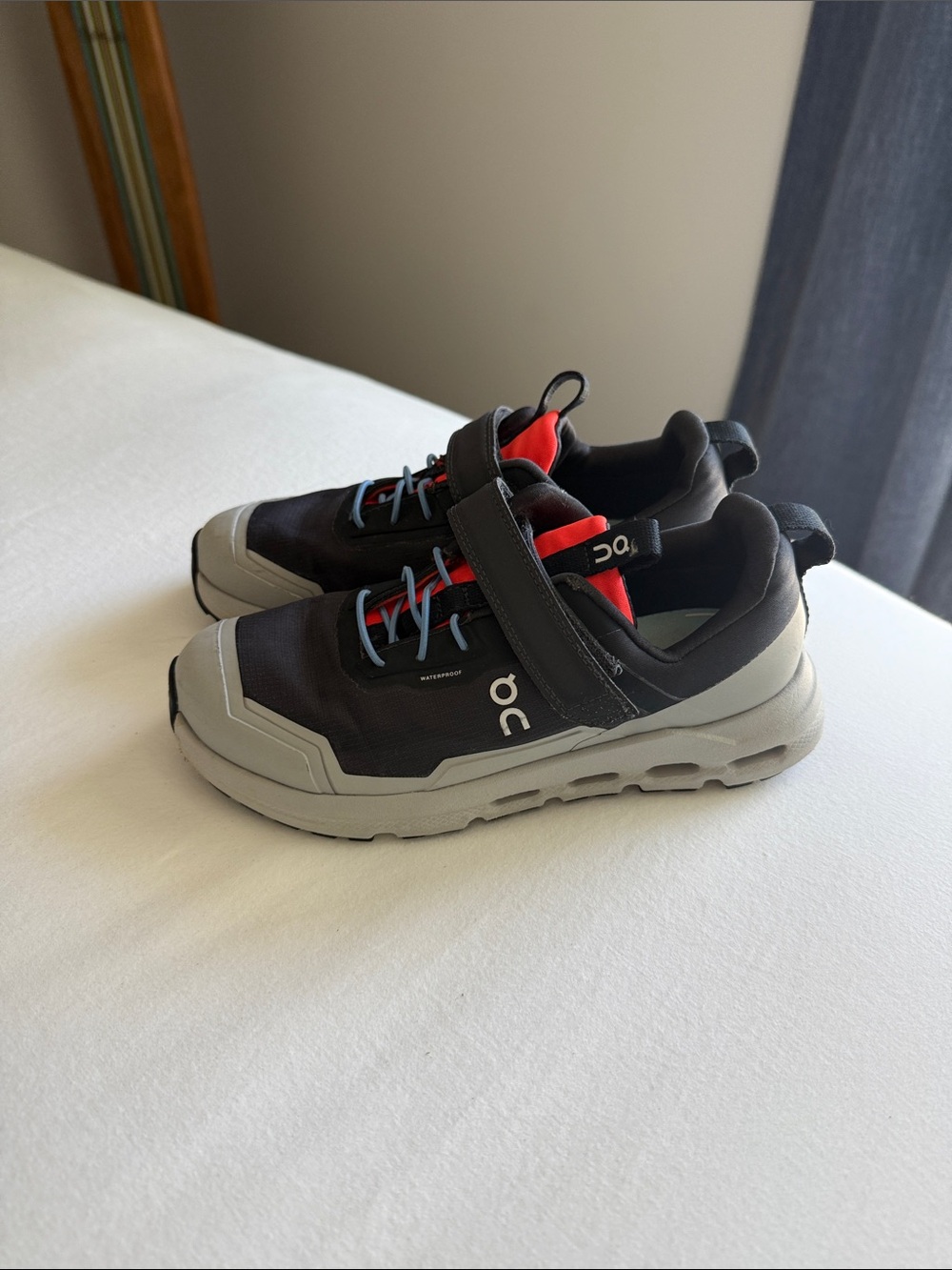 On Cloud Kids' Black & Gray Waterproof Hiking Sneakers with Red Accent